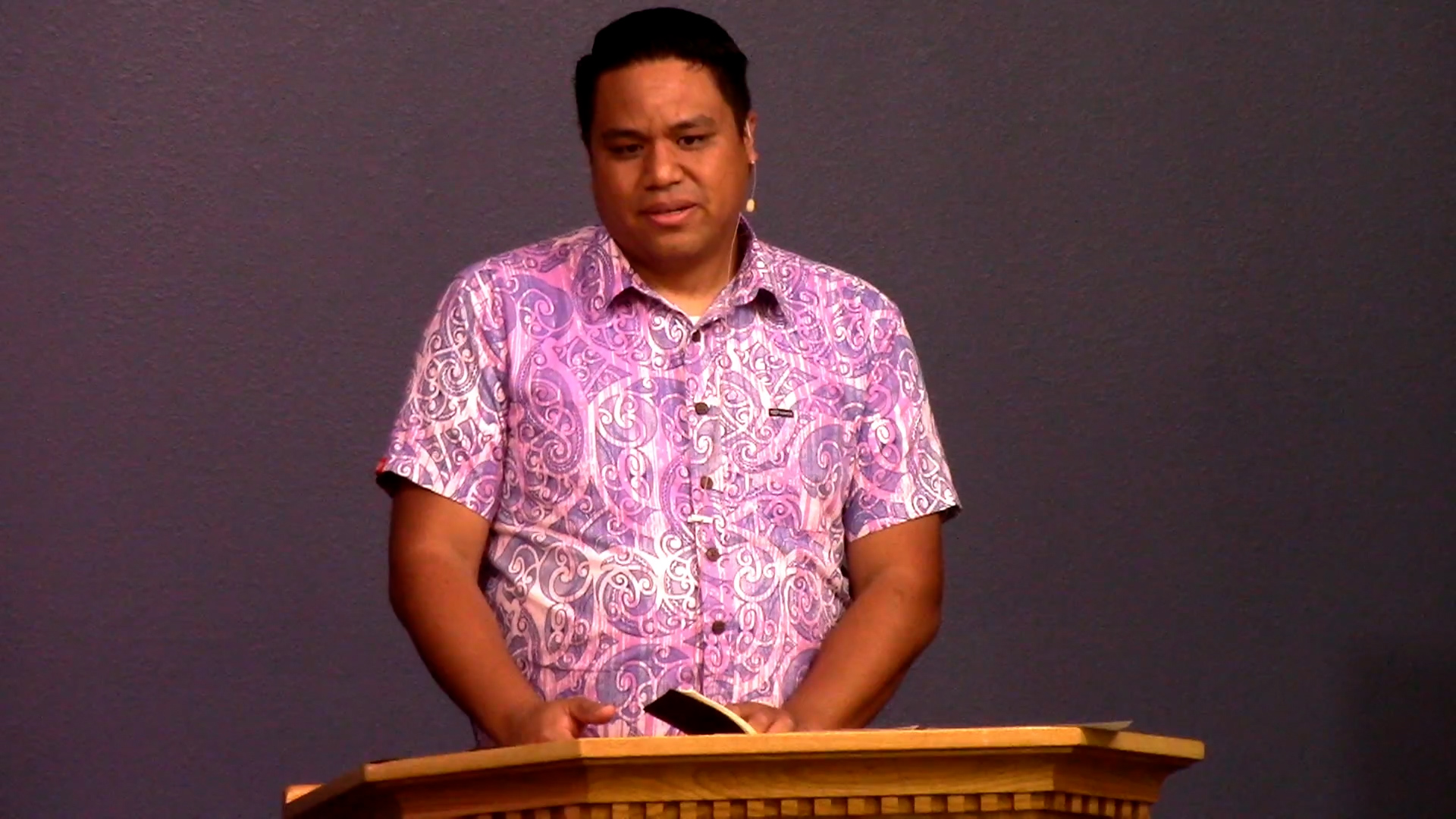 Pastor Jonathan Horne teaching Acts 6, We Are The Church